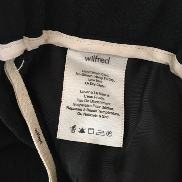 Aritzia Wilfred darontal cropped Japanese crepe pant black - Picture 5 of 8